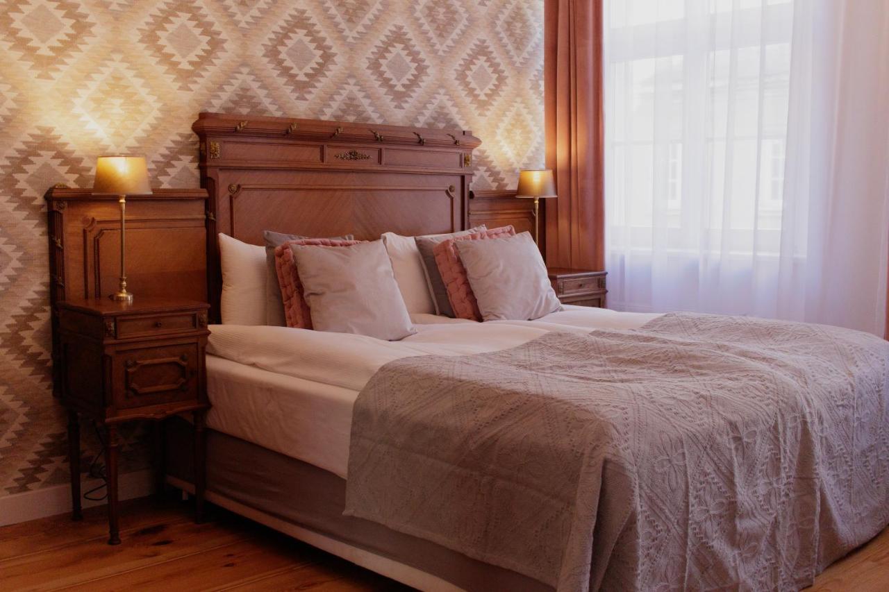 Apartamenty Plac Kolegiacki Poznan Ngoại thất bức ảnh
